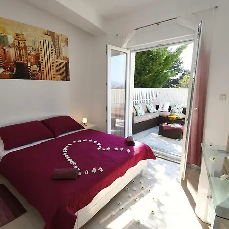 Libra With Sea View オパティヤ