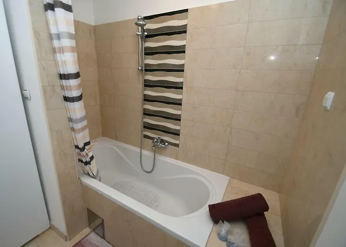 Libra With Sea View אופטיה