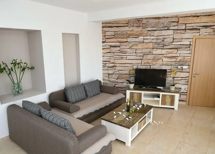 Libra With Sea View אופטיה