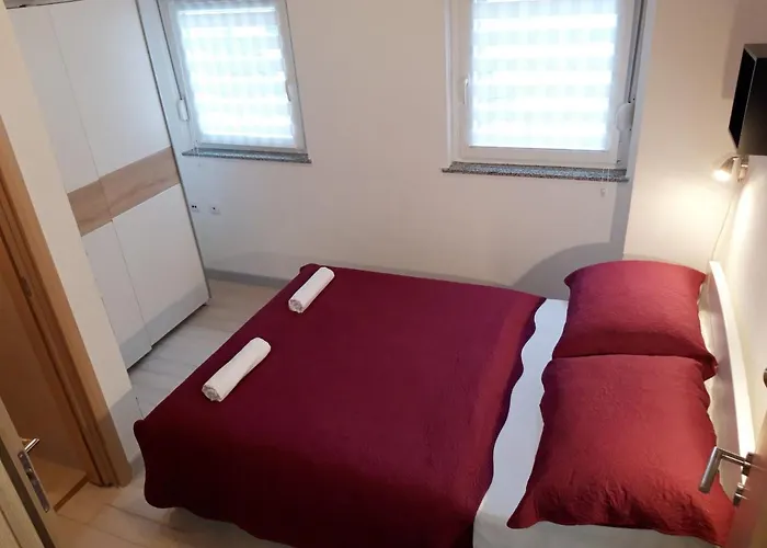 Libra With Sea View אופטיה