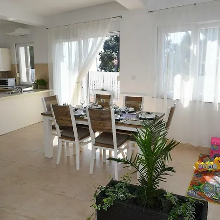 Apartment Libra With Sea View Opatija